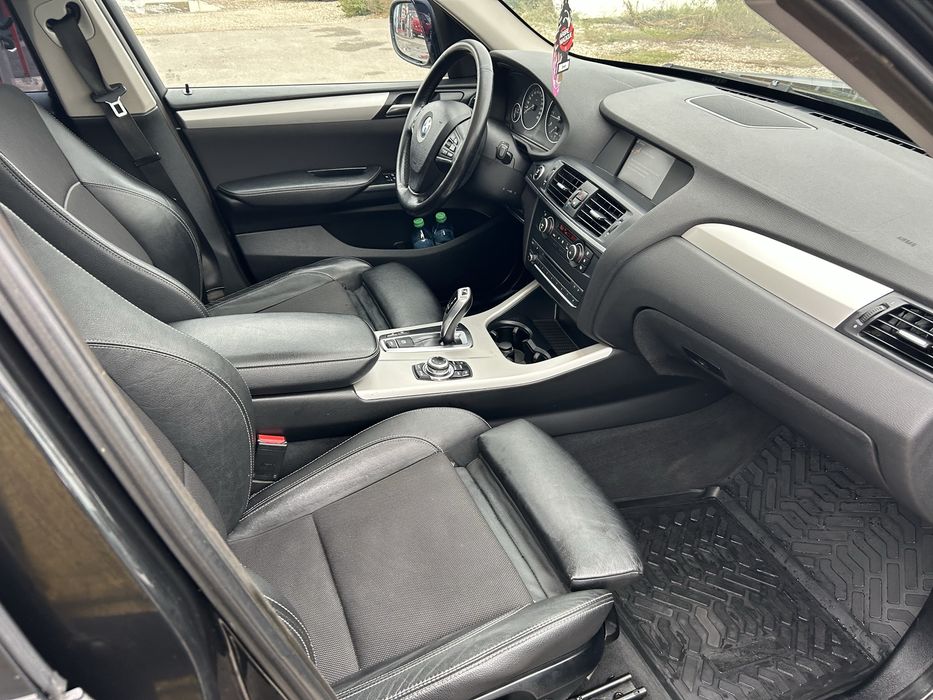 Vind Bmw X3 2000 tdi Cutie Automata 4X4 Scaune sport piele plus stofa