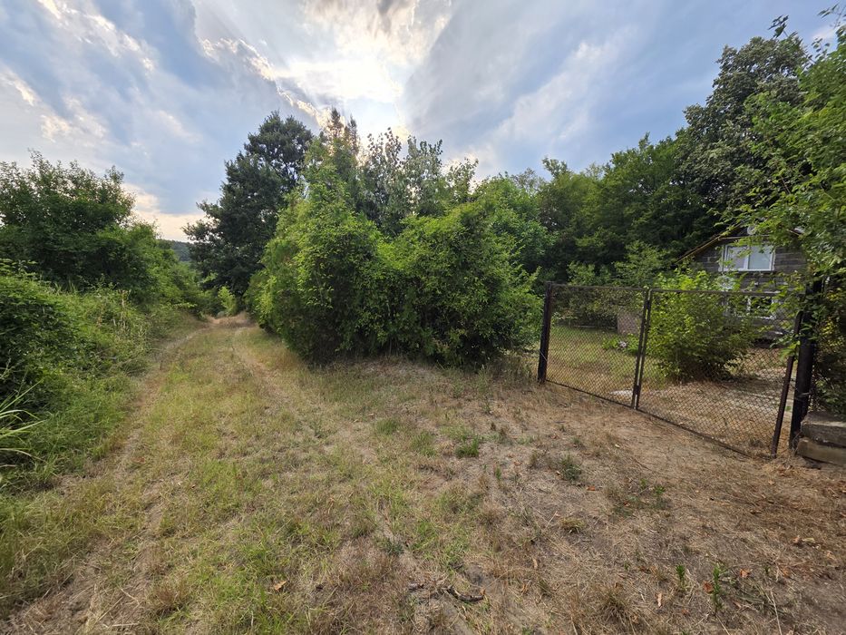 Вила до Върбешки язовир