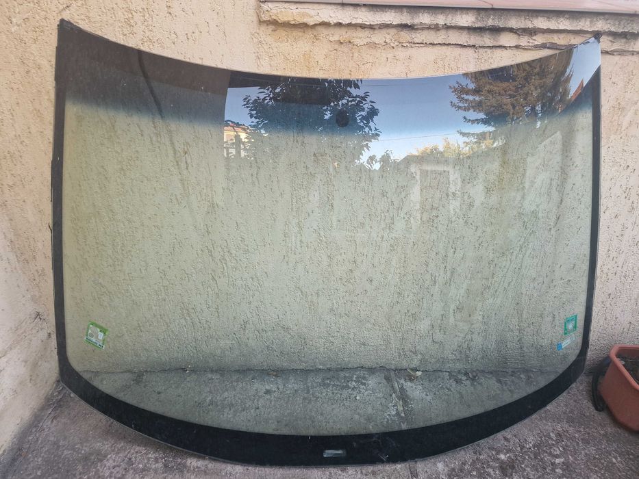 Рено Еспейс 3 предно стъкло