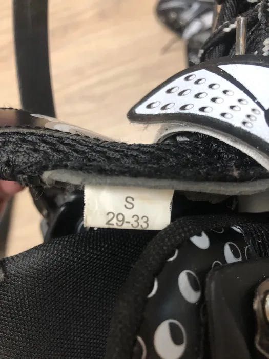 Роликовые коньки (ролики)