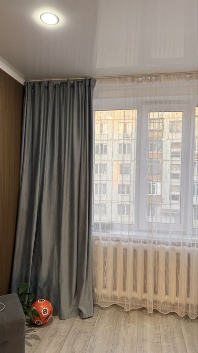 Продам шторы голубого цвета