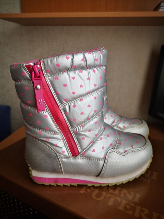 Сапожки зимние на девочку