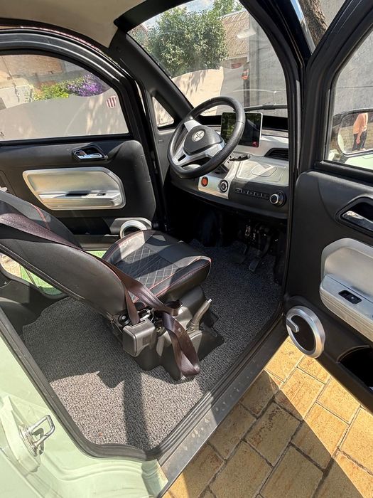 Mașina electrică fără permis arora s1