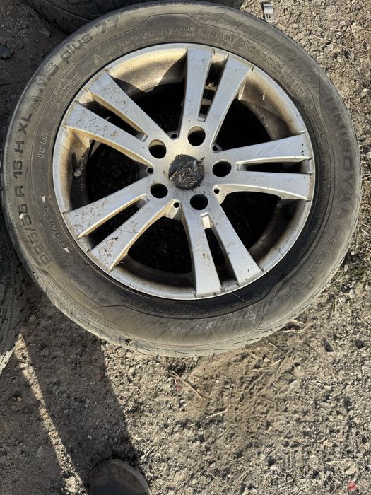 Гуми с джанти 16 ки за бмв е90 е91