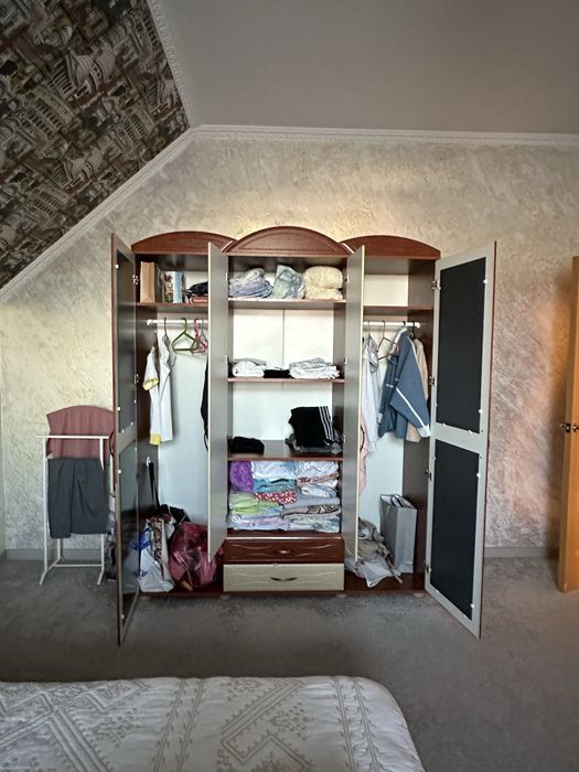 Спальный гарнитур