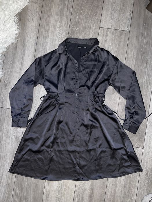 Сатенирана рокля House