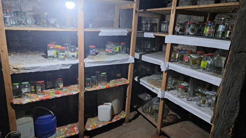 Dulap MARE depozitare pentru garaj,unelte,beciuri. 2 m /1,80 m/ 0,60 m