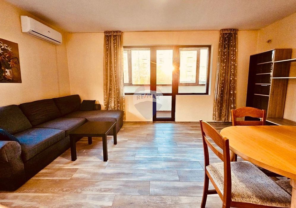 Апартамент с две спални и ПАРКОМЯСТО на удобна локация,Техникумите, г