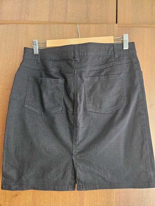 Fusta vara mini neagra