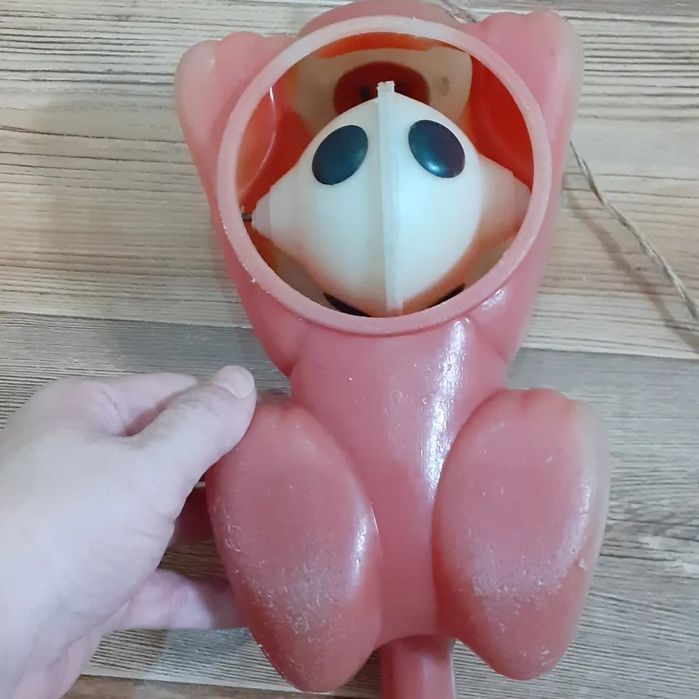 Игрушка "Собачка с вращающимися глазами" СССР,целая