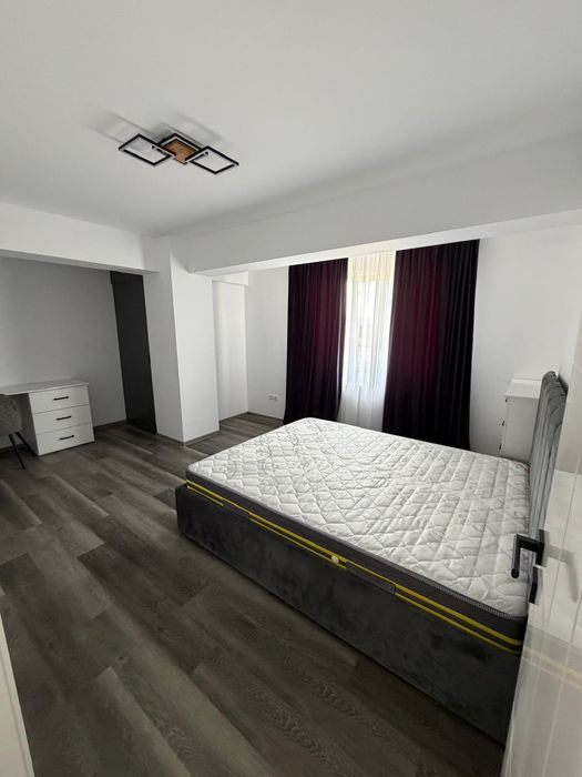 Inchiriez apartament Burdujeni