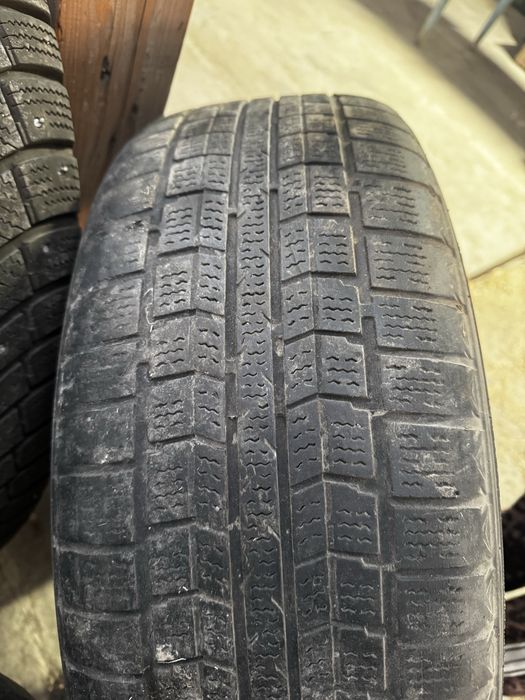 Продам диск с резиной 215/60/16 от камри 30