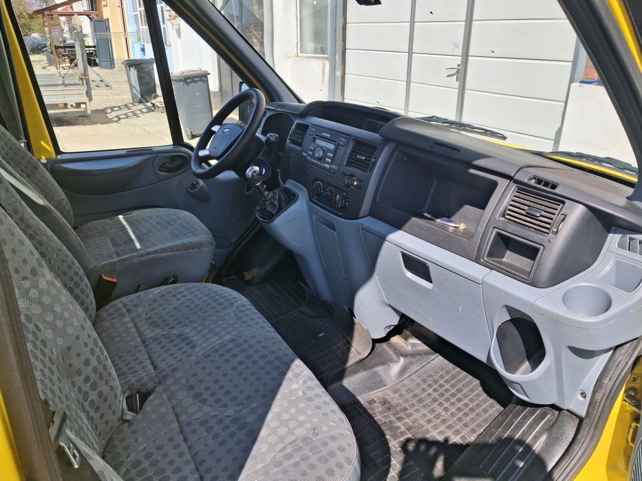 Ford Transit 2012