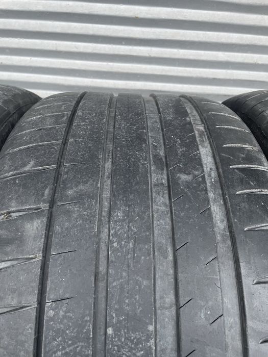 225 40 18 и 255 35 18 Мишелин  Спорт пакет