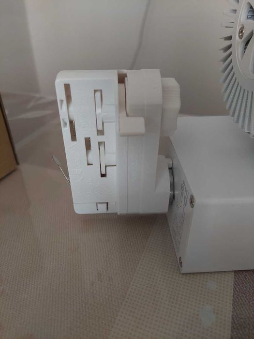 Продам трековые лапмы