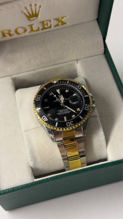 Rolex — часы в отличном состоянии
