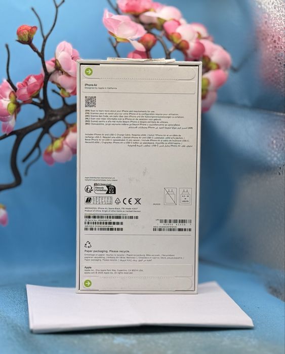 НОВ!!! Apple iPhone Air, 1TB, 5G, Space Black + подарък адаптер Apple