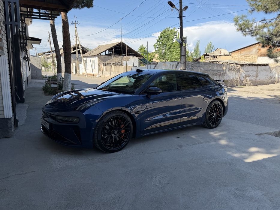 Zeekr 001 z-sport restayling