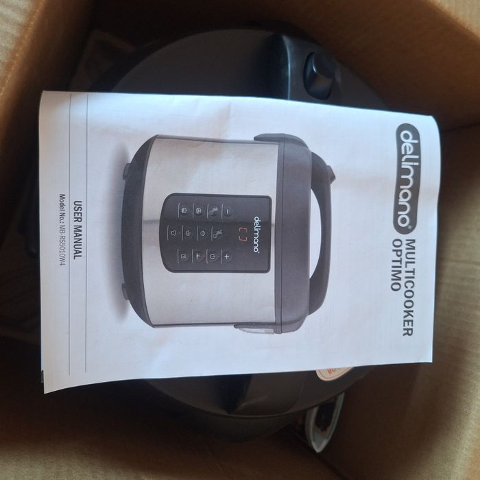 НОВ Делимано мулти кукър 5л. + книга с рецепти