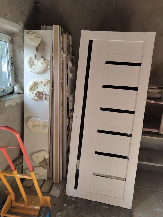 Межкомнатные белые двери