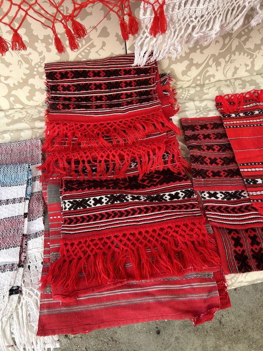 Ștergare cusute manual si in război,dantela manuala