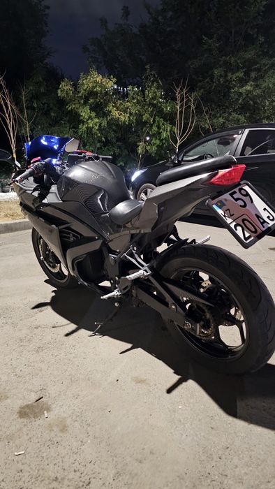Электромотоцикл Yamaha r6