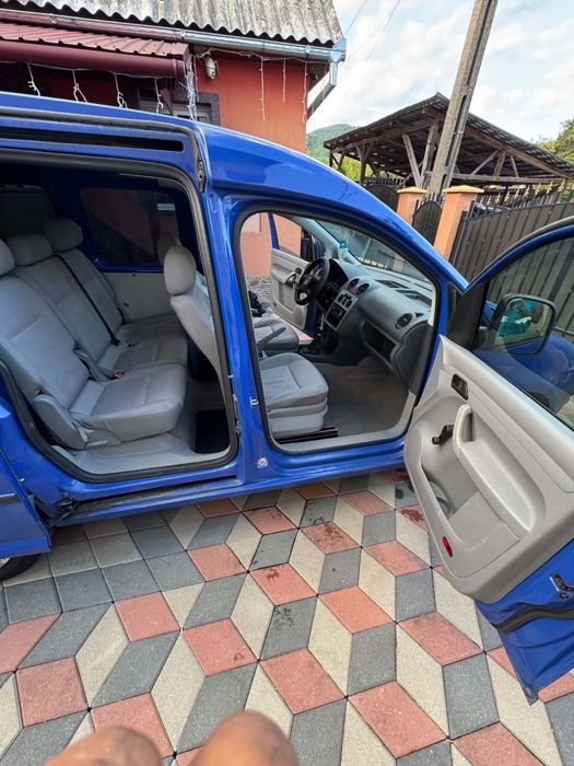 Vw Caddy 
An 2006
Motor 2.0 sdi 
Consum foarte mic 
Acte la zi 
Sa inlocuit Kit ambreaj nou 
Itp nou 
Se da doar cu fiscal 
Mașina funcționează bine