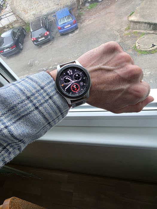 Samsung Galaxy Watch 46мм 6 силиконови каишка, 1 метална, 3 протектора