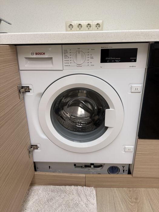 Стиралка Bosch белая