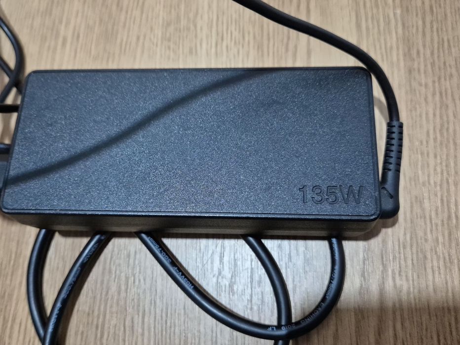 Încărcător 135W Lenovo Legion Y530