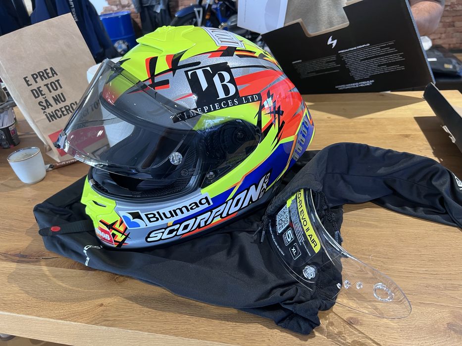 Costum combinezon piele moto 58 / Casca Scorpion R1 XL