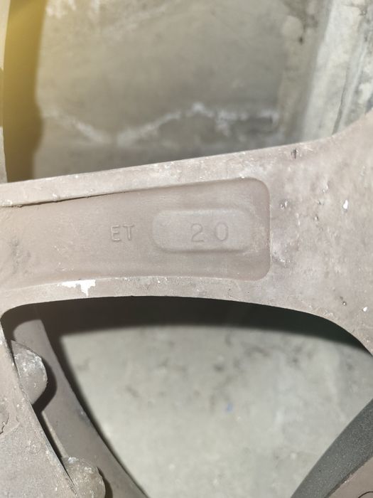 Джанти с гуми за BMW