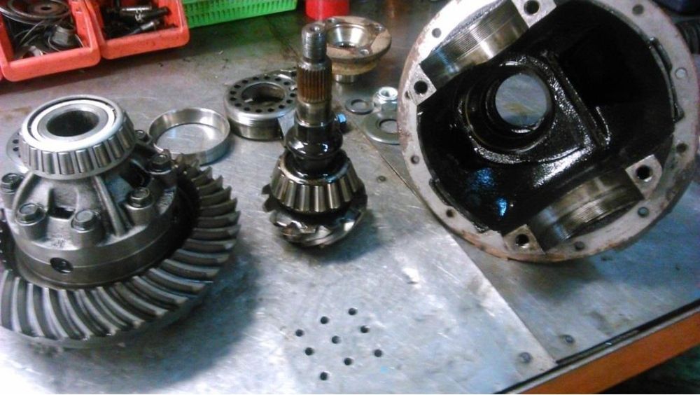 Ремонт редукторов заднего моста ( газ шевролет дамас)