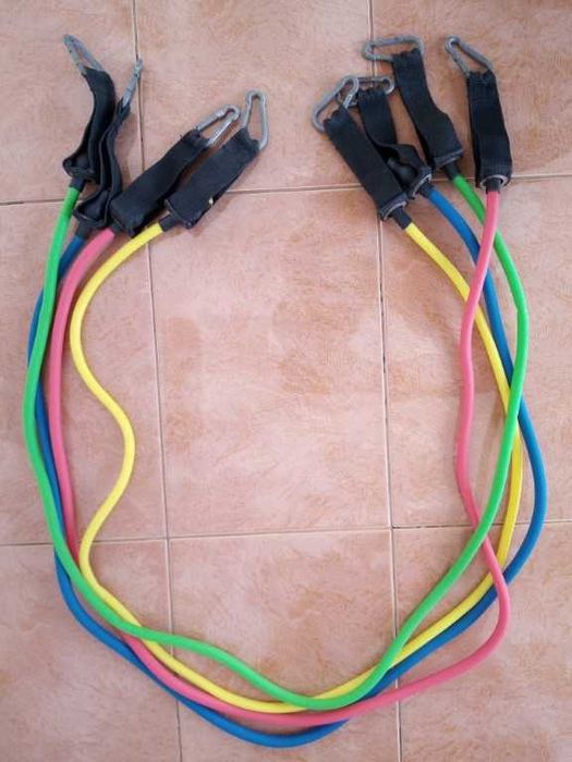 Set Fitness FitBeast – 4 Benzi Elastice + Accesorii (Nefolosite)