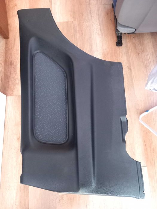 Салон за E36 Compact и много други дреболии