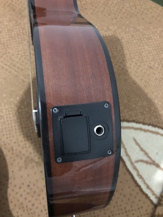 Klassik gitara “ Masterworks” narxi kelishiladi