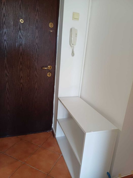 Inchiriez 3 camere pe termen lung