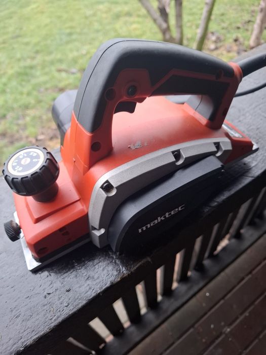 Rindea electrica MAKTEC MT191,Makita
Rindea electrica MAKTEC MT191, 50