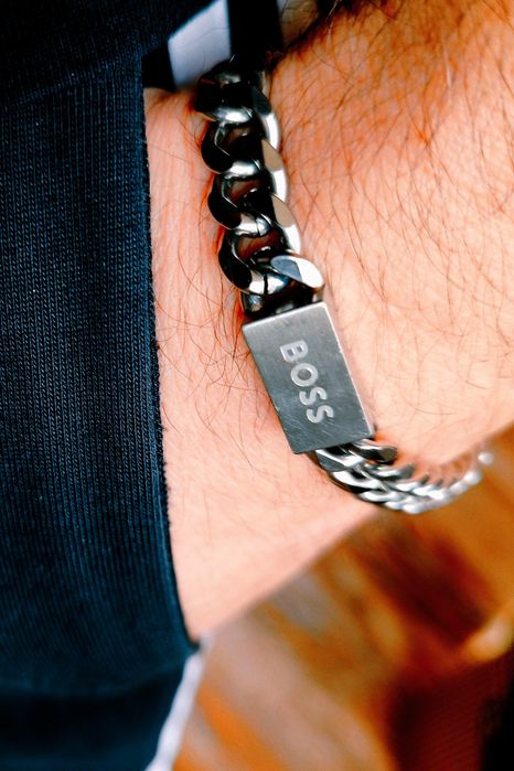 Стоманена гривна BOSS