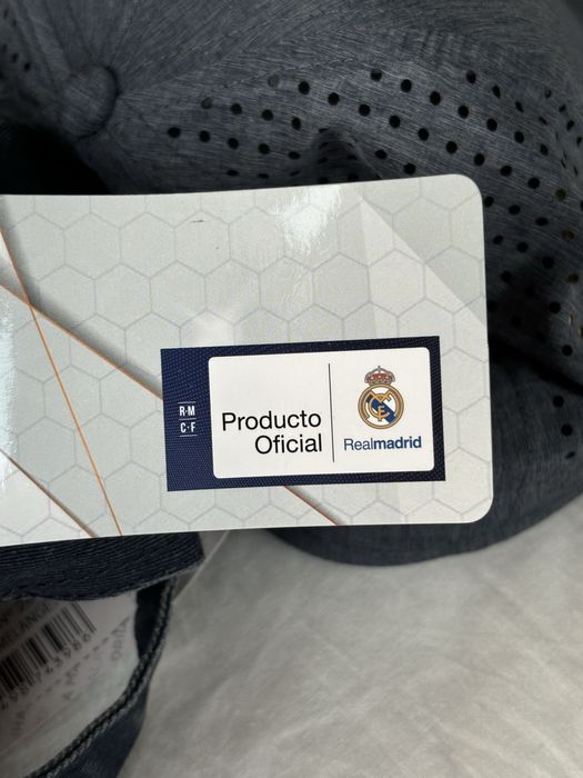 Чисто нови шапки на Реал Мадрид