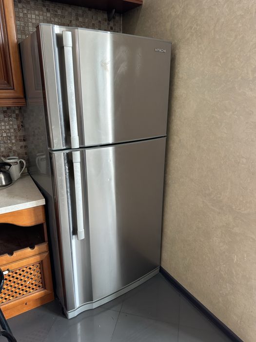 Холодильник “hitachi”