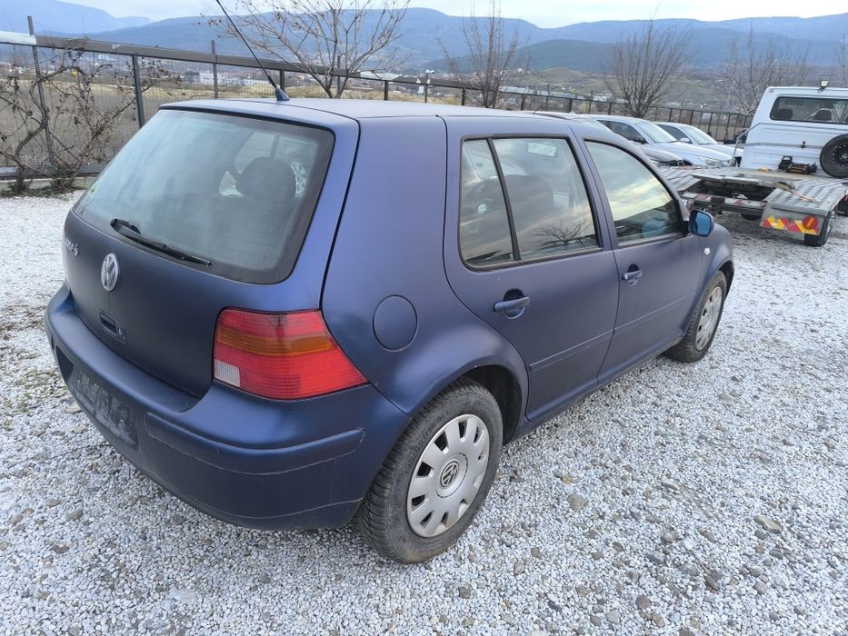 VW Golf 4 1.4 75к.с. НА ЧАСТИ