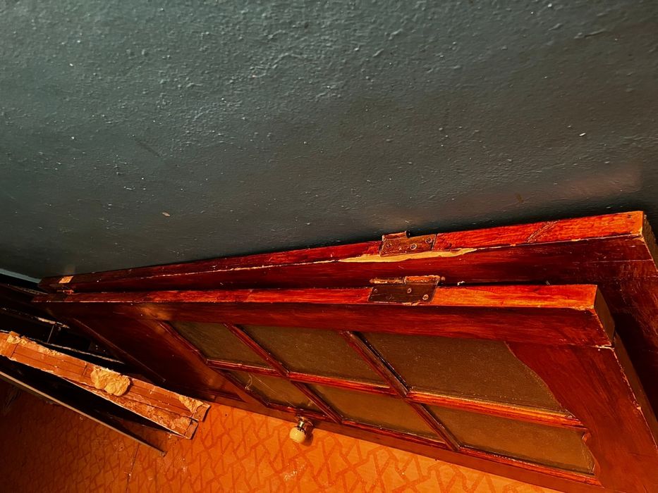 б/у есіктер сатамын