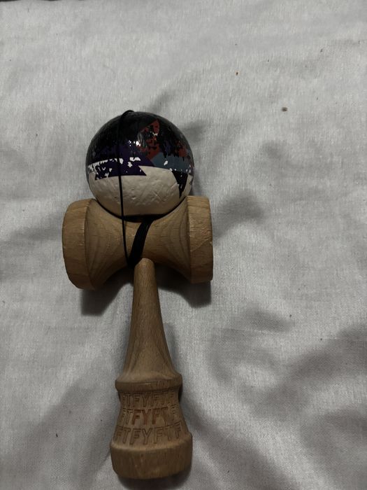 Kendama FYFT 8 degete