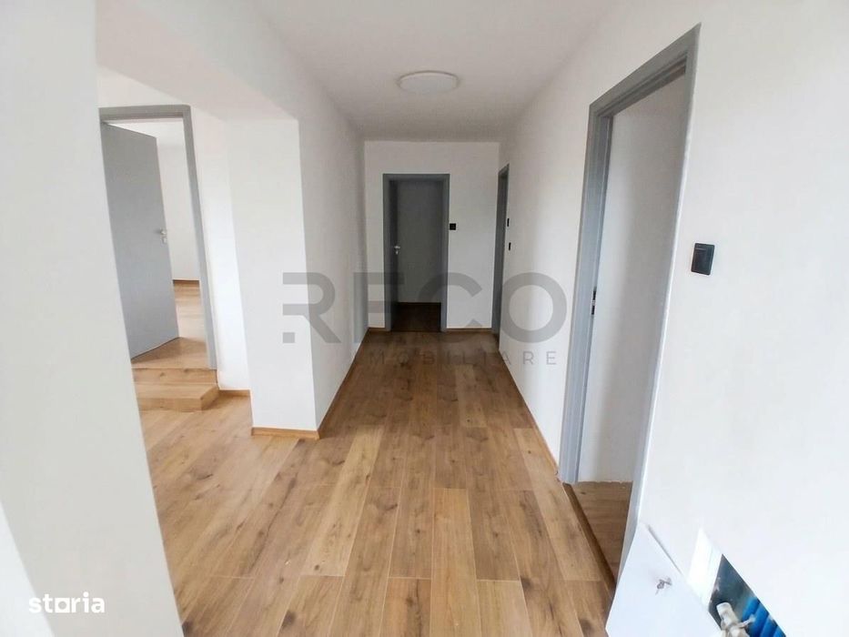 RECO Casa 4 camere, renovata complet, dublu front stradal