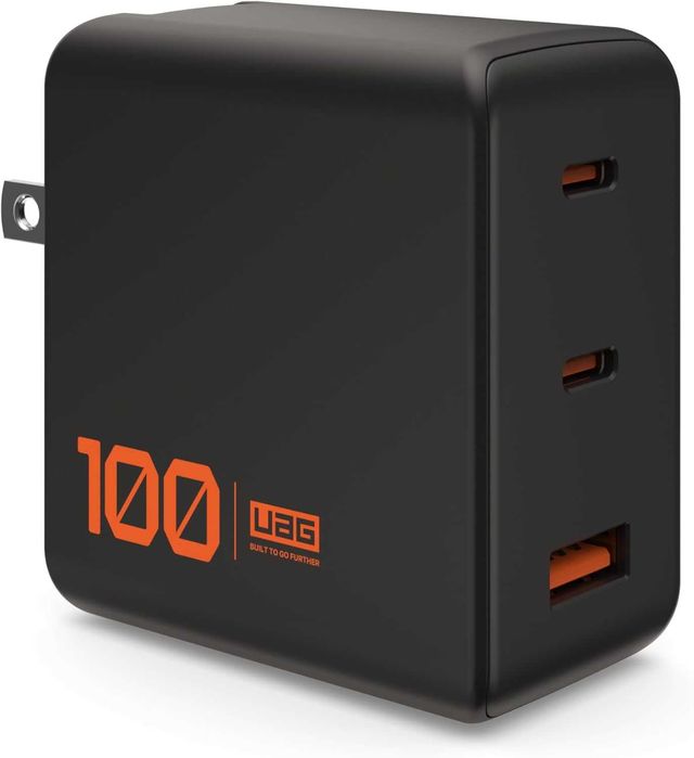 URBAN ARMOR GEAR UAG SRG 100W GaN 3-портово зарядно универсален щепсел