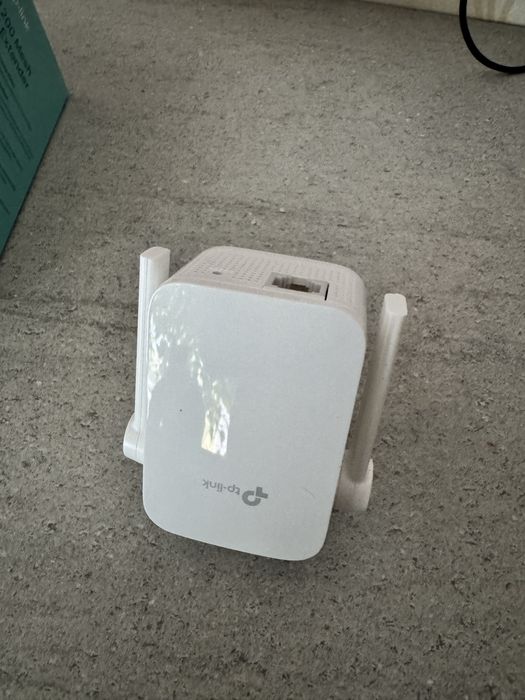 Wireless Range Extender TP-LINK RE305 AC1200, Dual Band 300 + 867 Mbps, alb