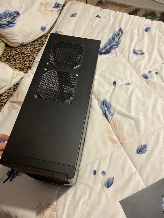 carcasa cool master Atx , matx