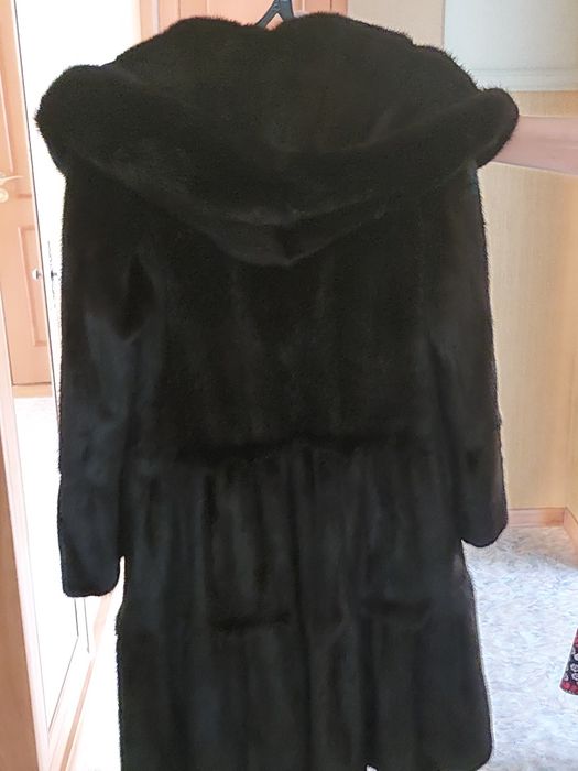 Шуба норка, мех отличный