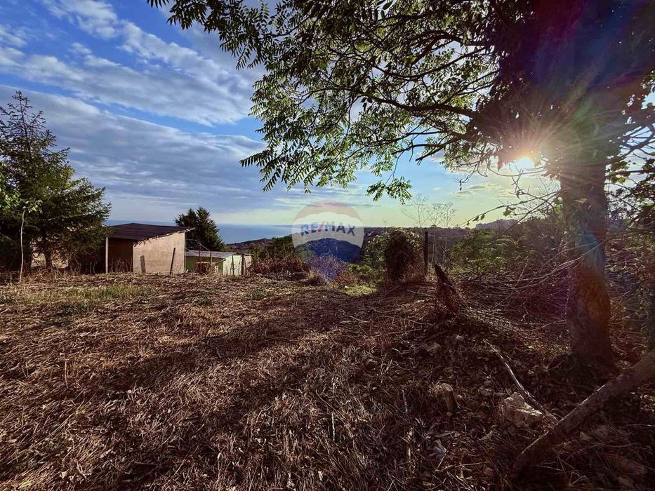 Парцел с нескриваема морска гледка за продажба, гр. Балчик, Я.И.